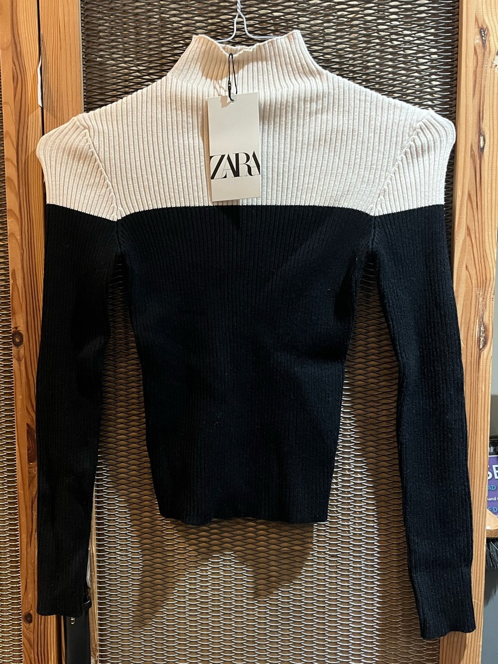 Zara - two-toned ribbed mock turtle neck
